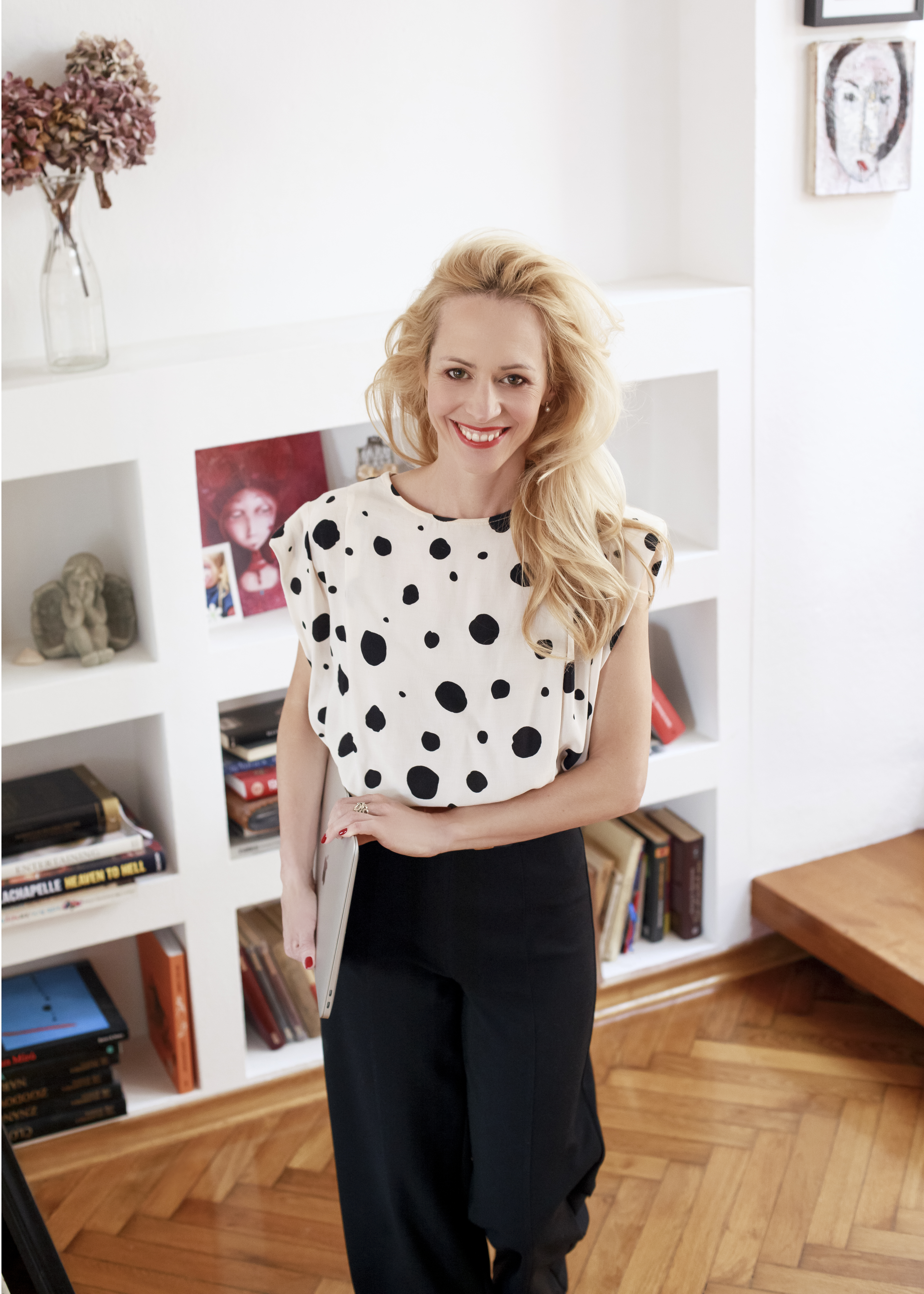 Petra Wagner — founder, enterprise sales expert